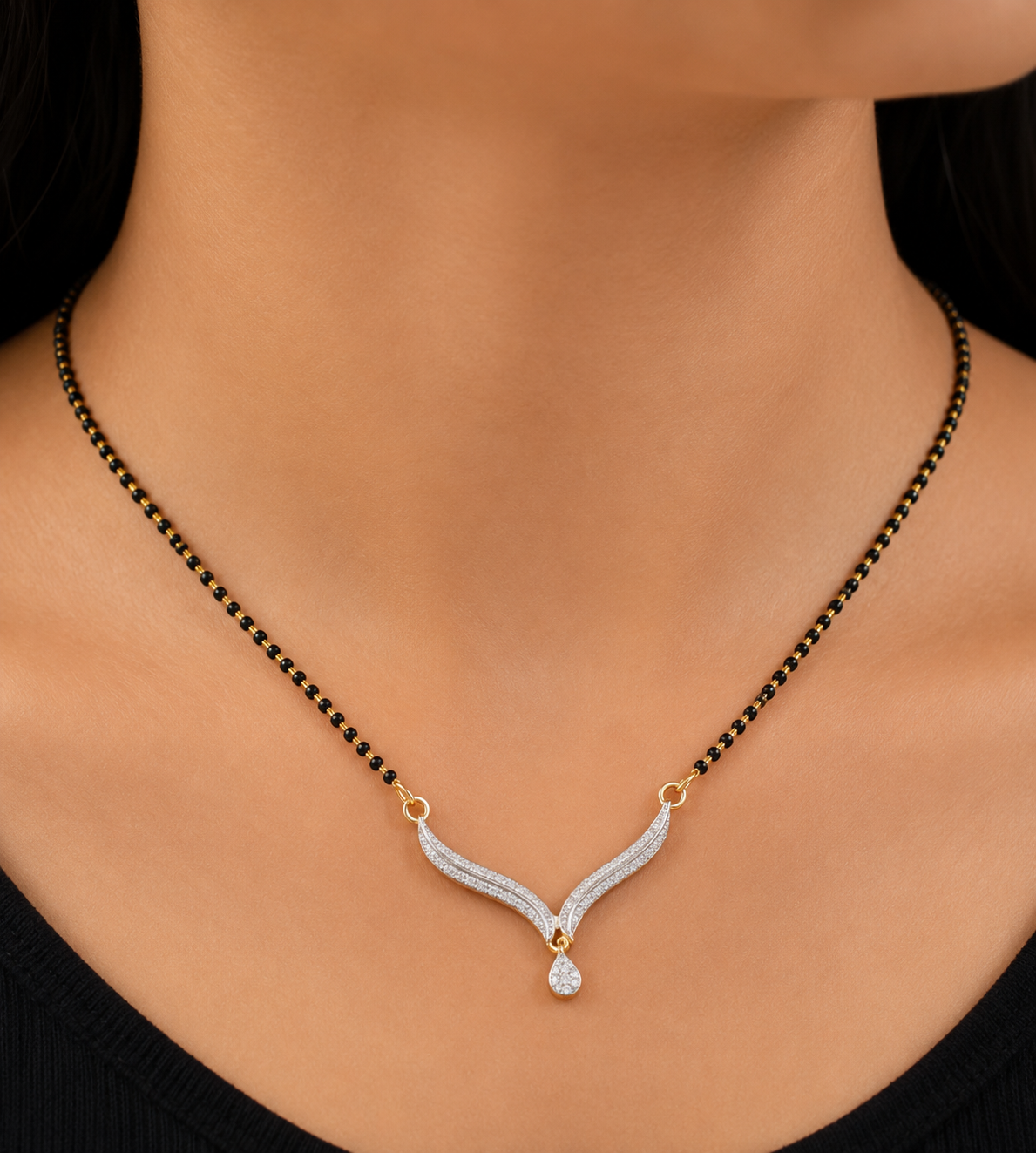 Aurora Curve Mangalsutra with Earrings